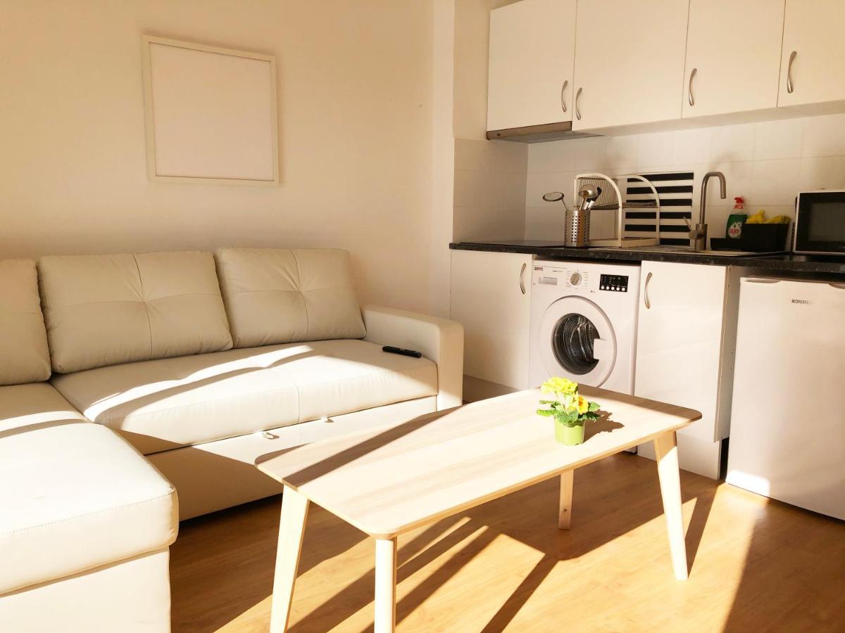 Lovely Seaside Apartment In Front Of Calafell Beach And Cunit Beach 세구르 데 칼라펠 외부 사진